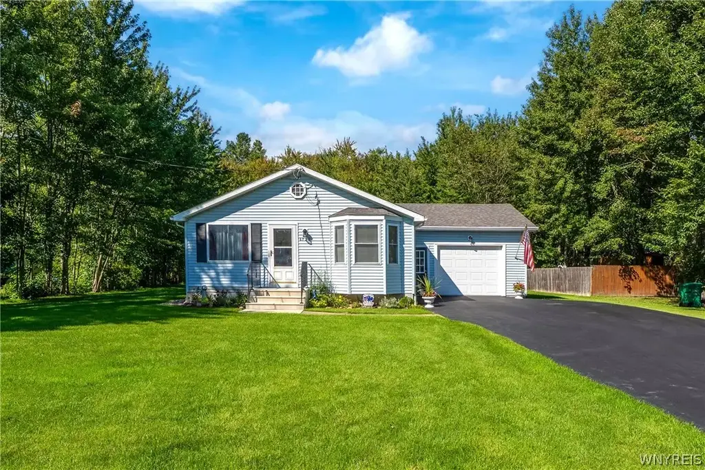 6720 Minnick Road, Lockport Town