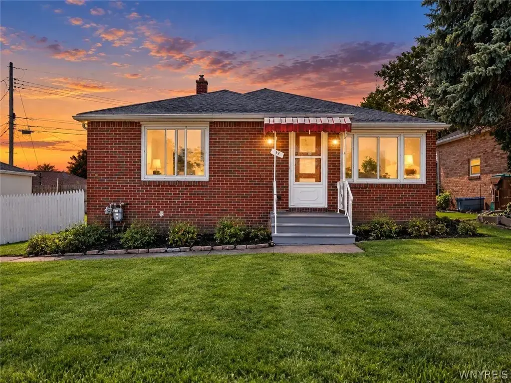39 Parkview, Cheektowaga