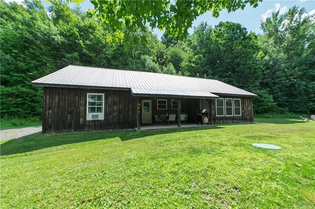 2070 Harper Road, Harpersfield