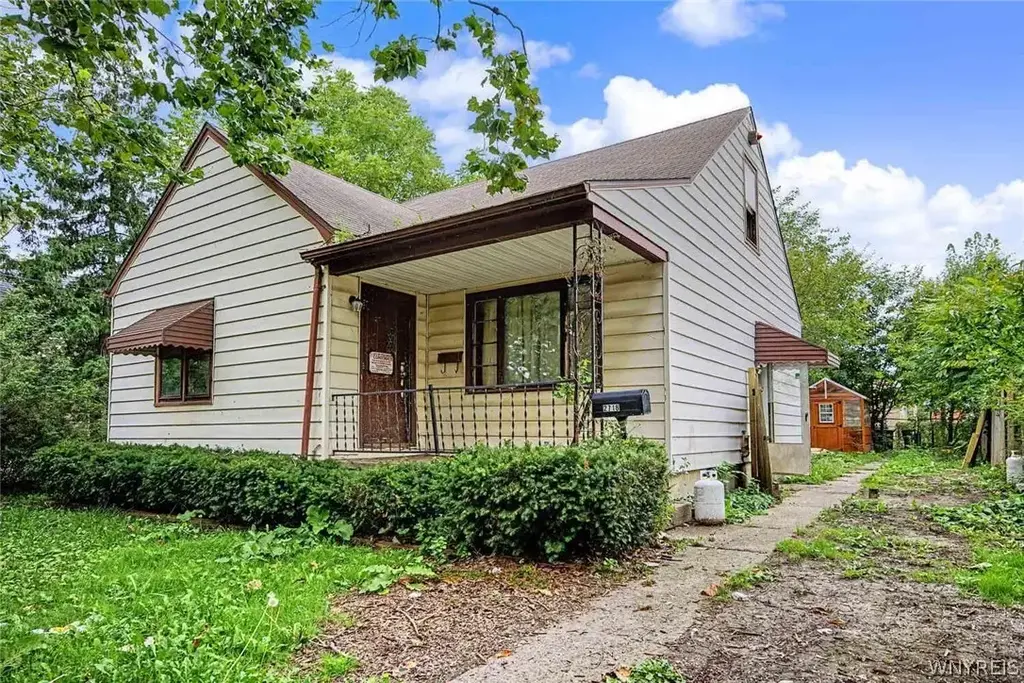 2718 Welch Avenue, Niagara Falls