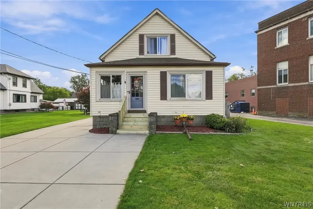 80 E Niagara Street, Tonawanda