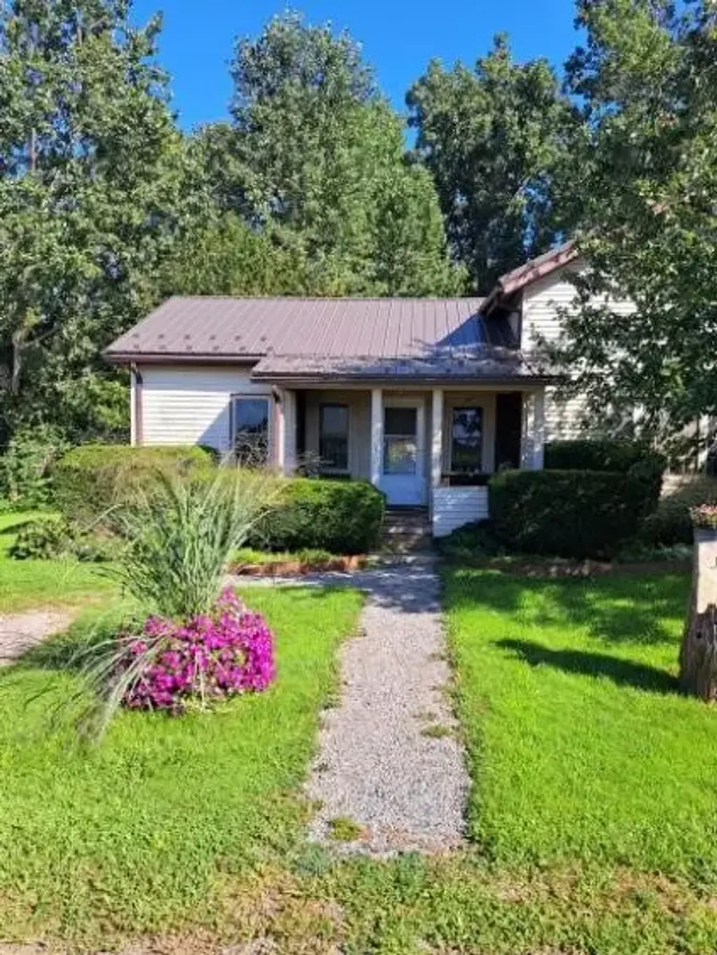 2099 Swett Road, Yates