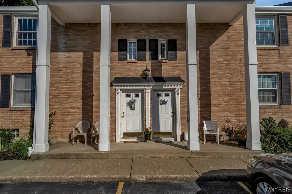 270 Buffalo Road # 22, Aurora