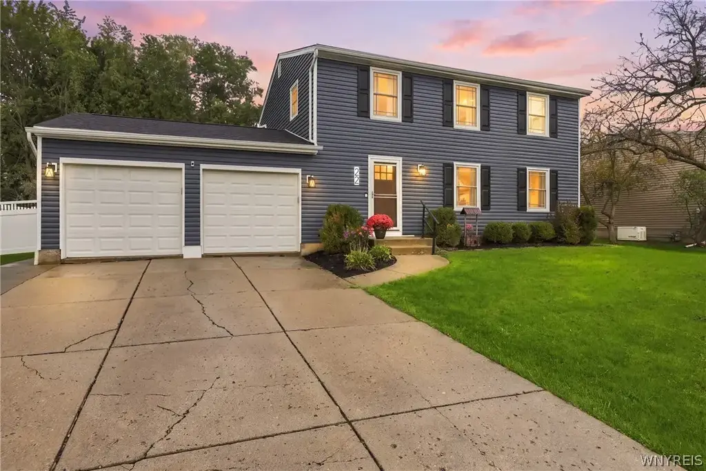 22 Westwood Drive, West Seneca
