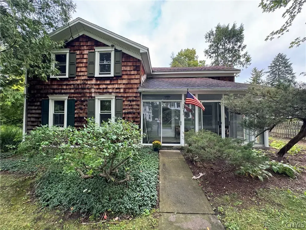 201 Clinton Street, Manlius