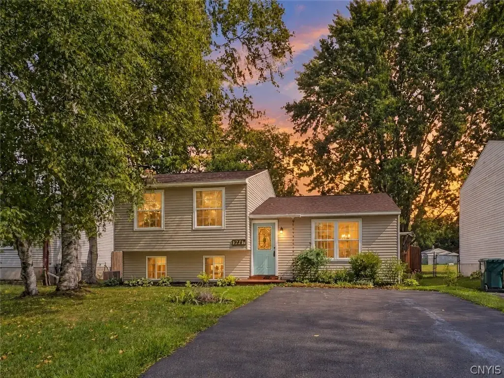 3947 Bufflehead Lane, Clay