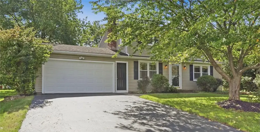 19 Wheatfield Circle, Perinton