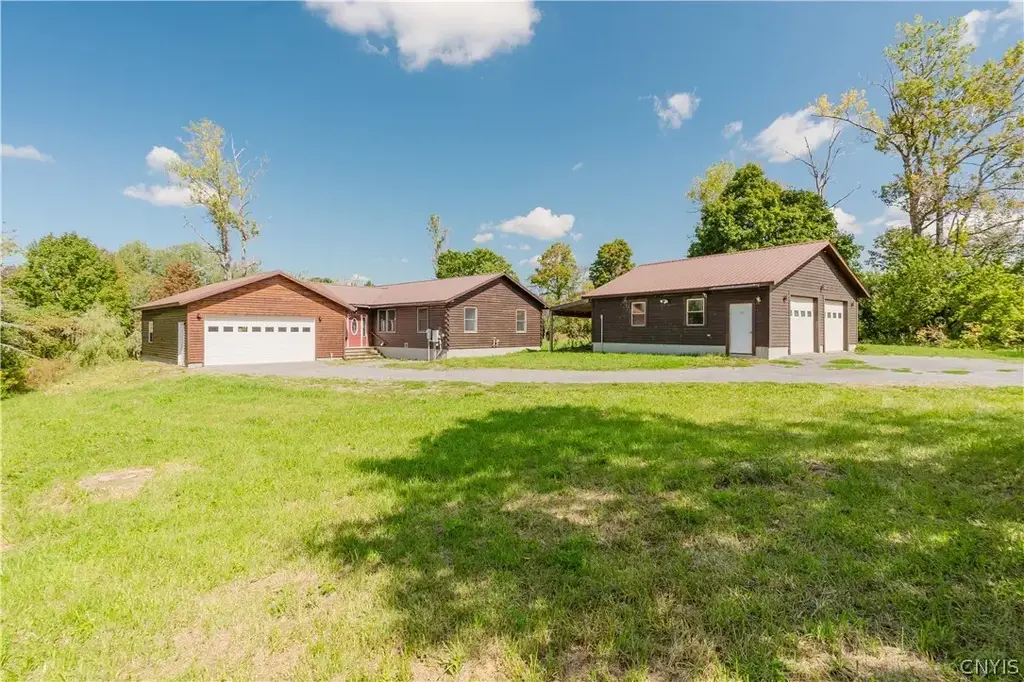 13102 County Route 156, Rodman