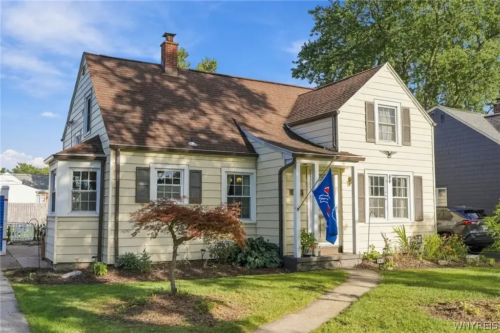 492 Lamarck Drive, Cheektowaga