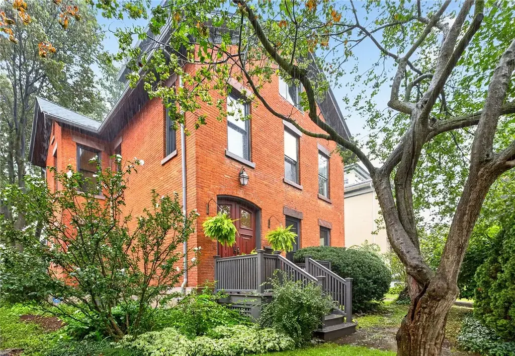 86 Adams Street, Rochester