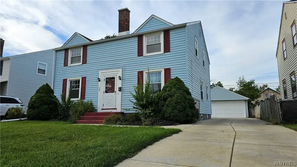 107 Fowler Avenue # Right, Tonawanda