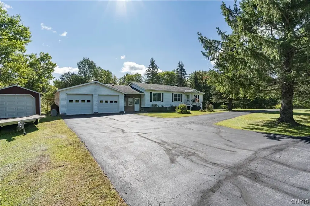 22804 Co Rt 42 Road, Wilna