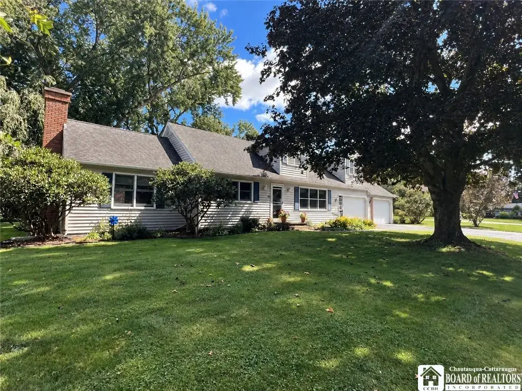 25 Valley View Drive, Carroll