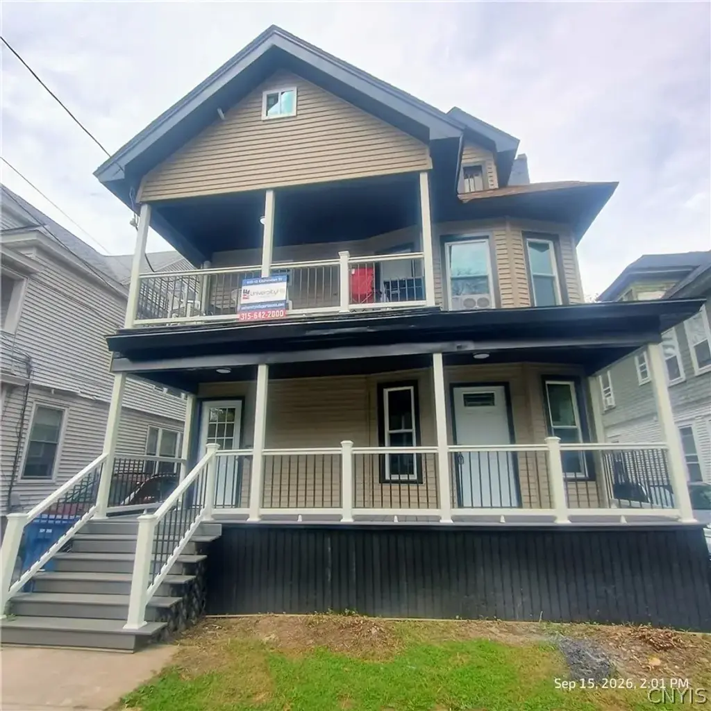 613 Clarendon Street, Syracuse