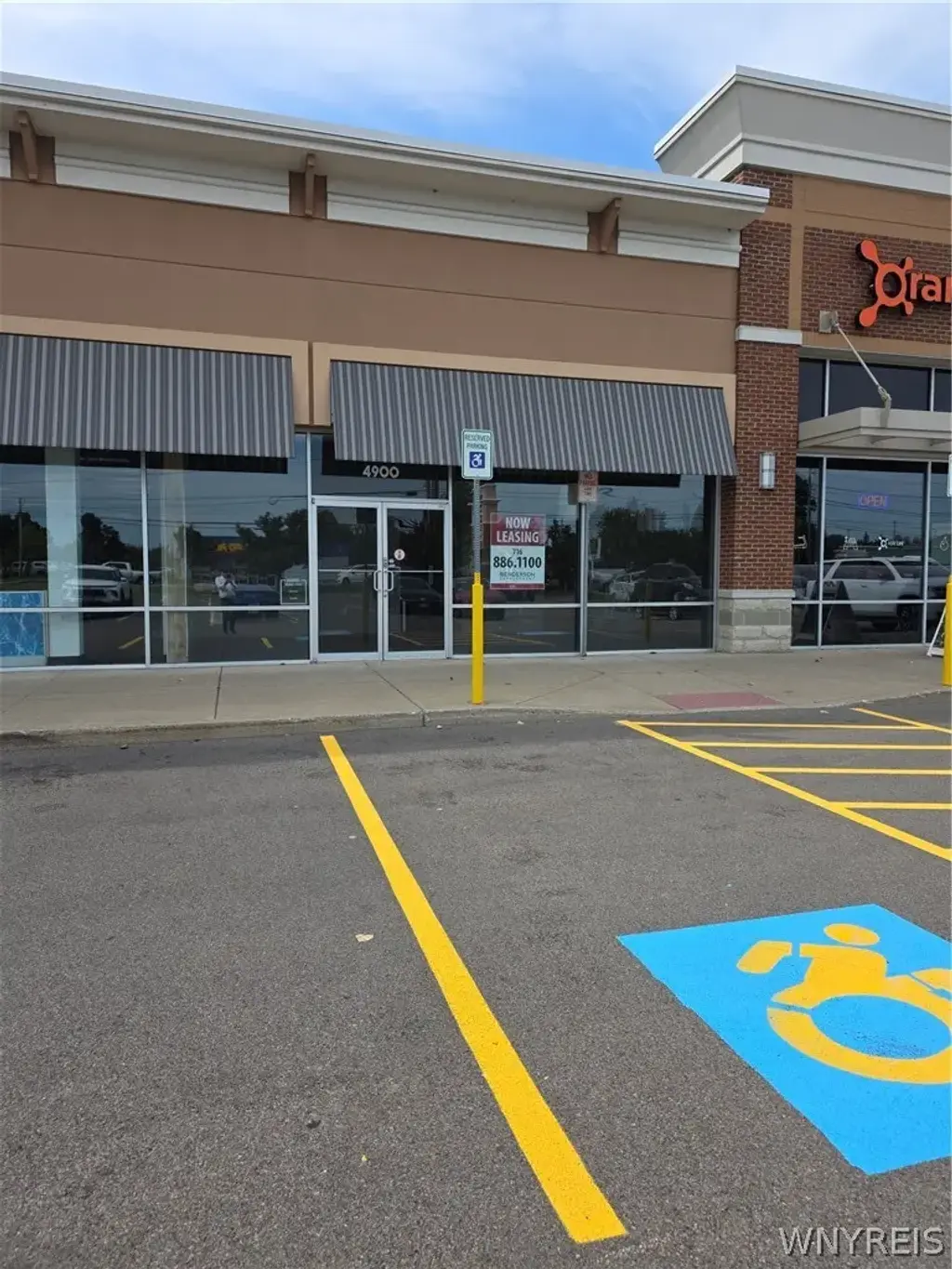 4900 Suite 300 Transit Road, Cheektowaga