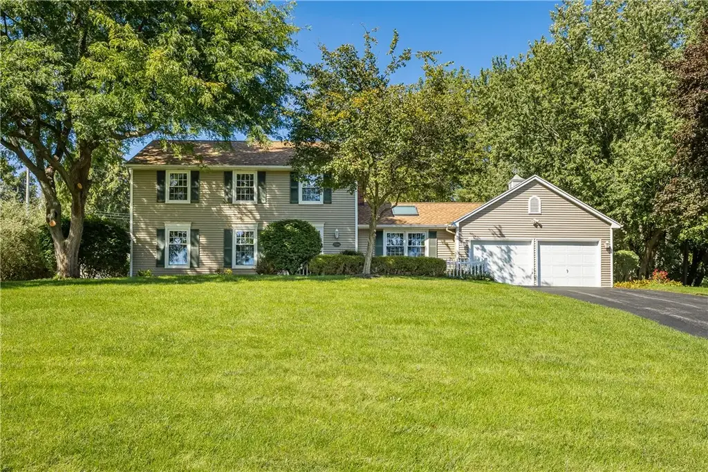 7266 Highview Trail, Victor