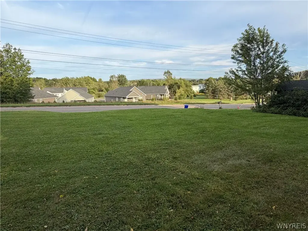 6316 Mckinley Parkway, Hamburg