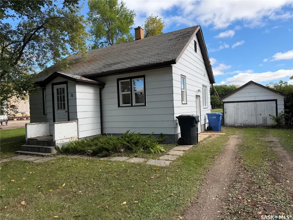 31 Laurier Avenue, Yorkton