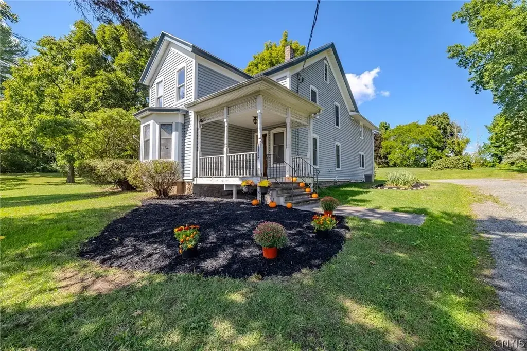 2525 Route 5 E, Sullivan