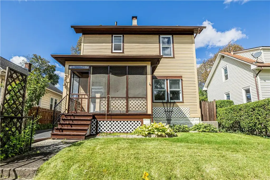 25 Dyson Street, Rochester