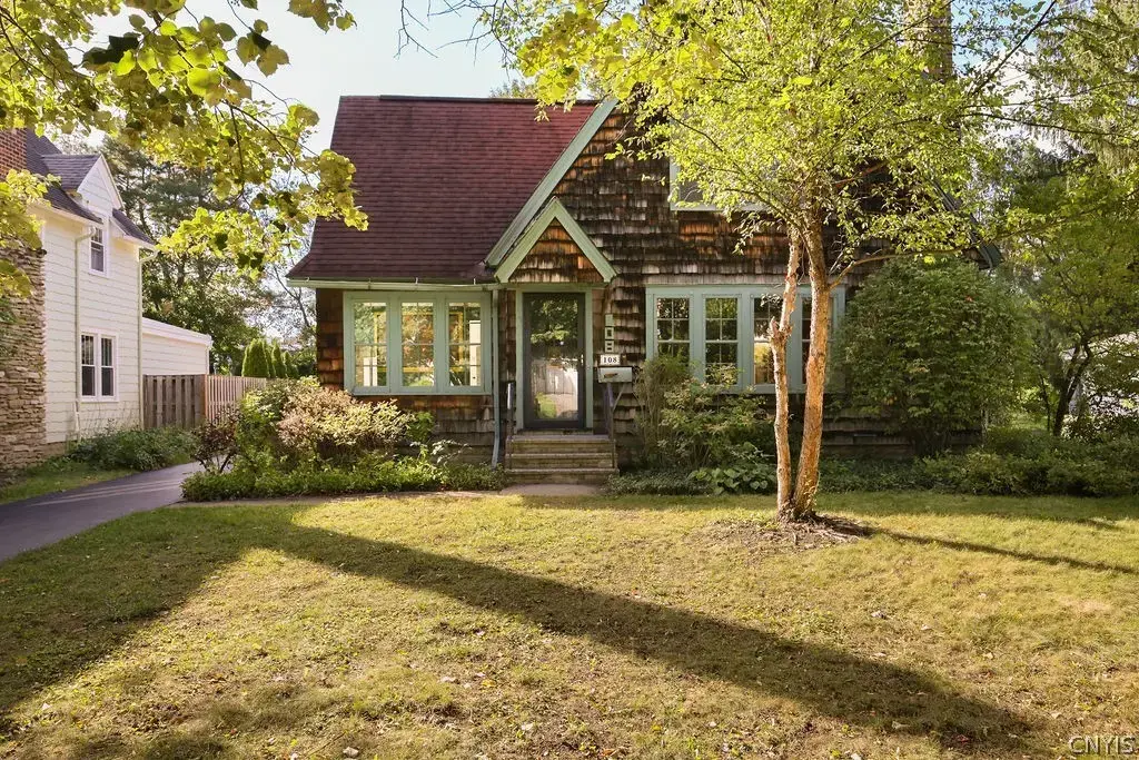 108 Dewittshire Road, DeWitt