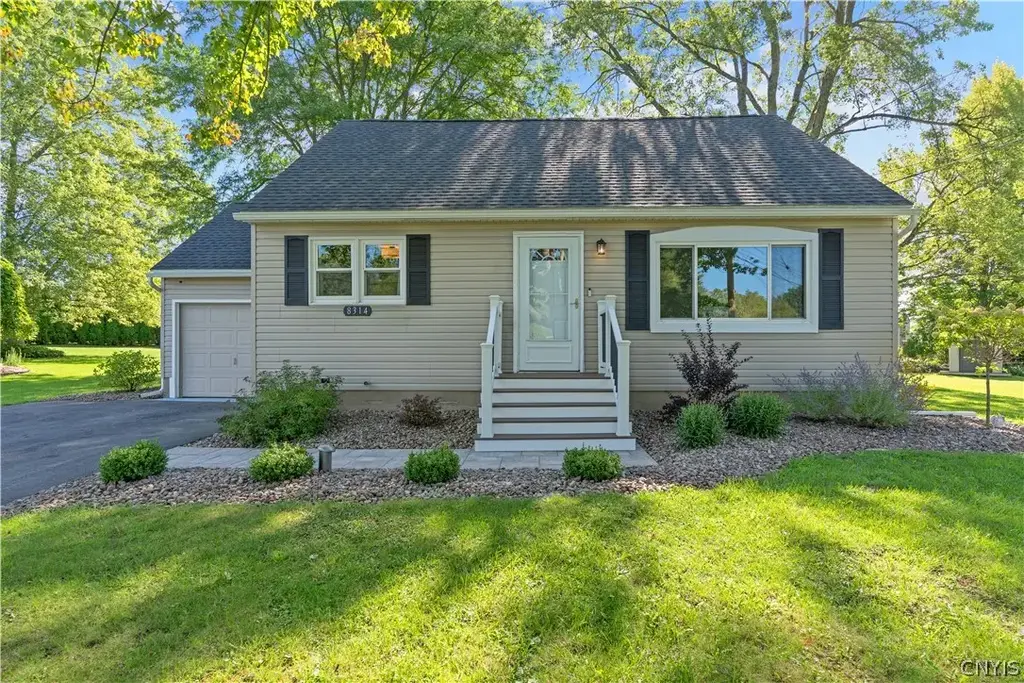 8314 Doreen Avenue, Cicero