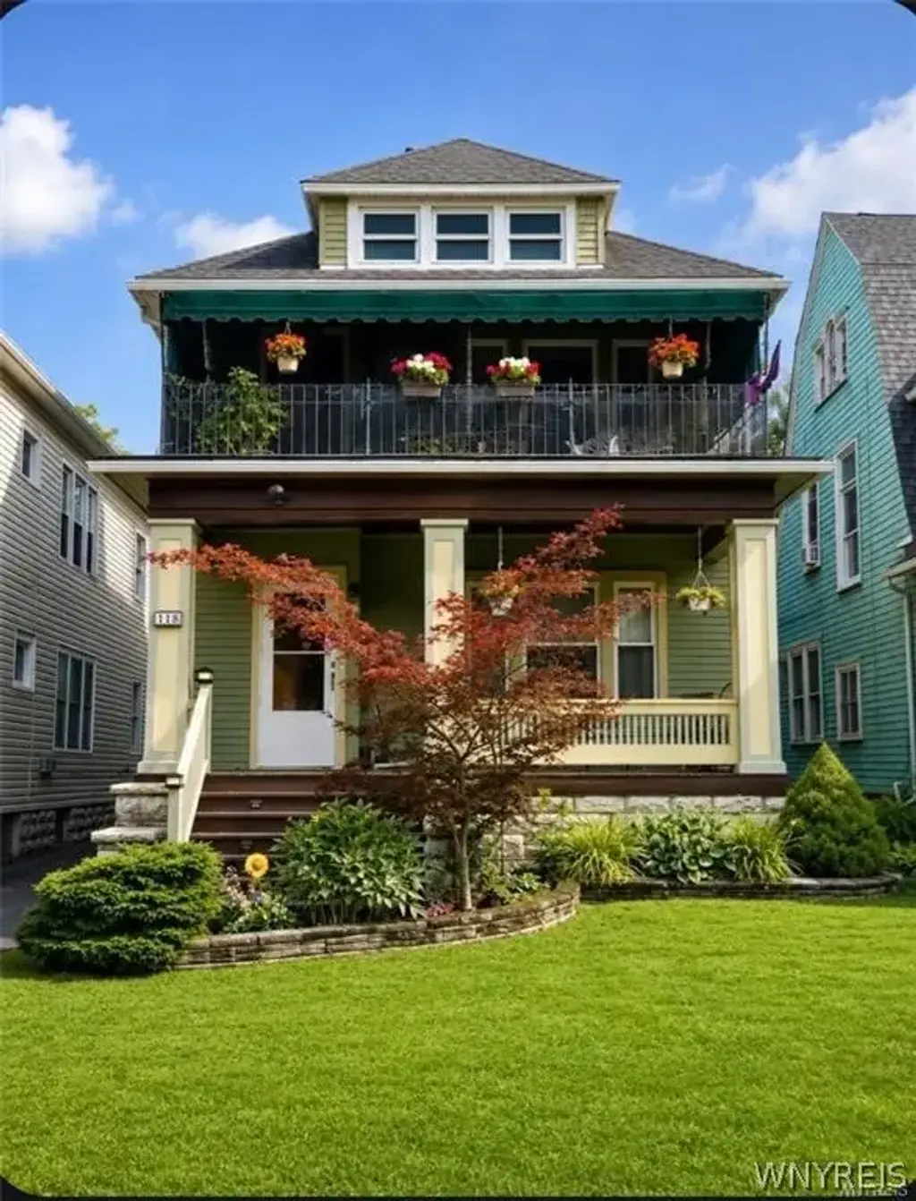 118 Saranac Avenue, Buffalo