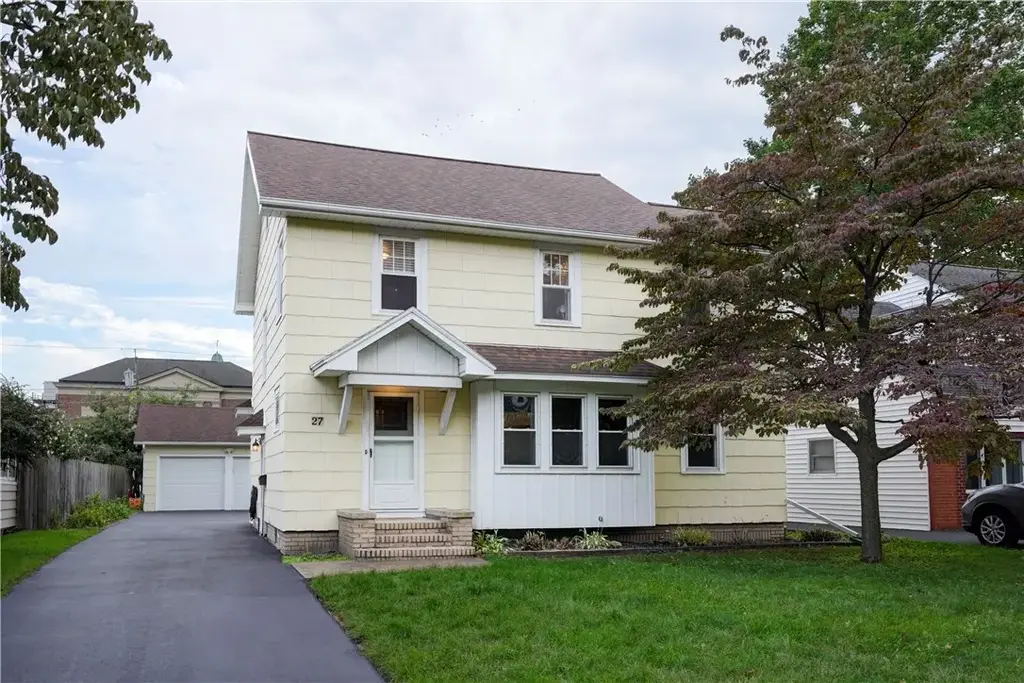 27 Biltmore Drive, Irondequoit