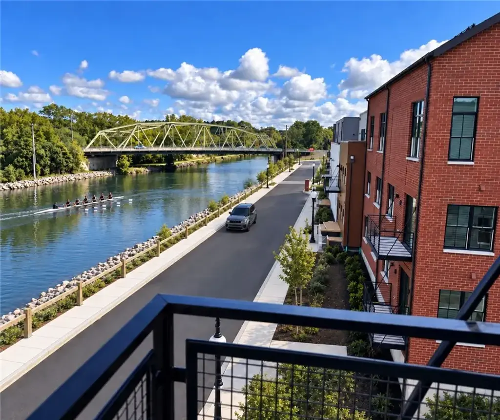 75 Monroe Avenue # 1102, Pittsford