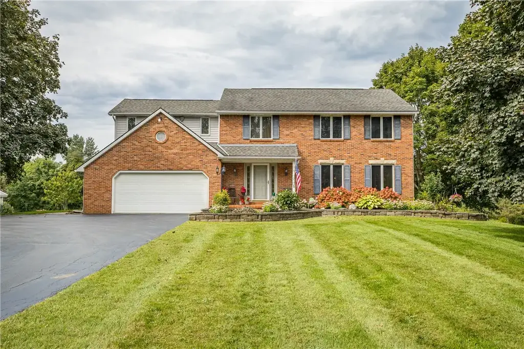 4229 W Walworth Road, Walworth