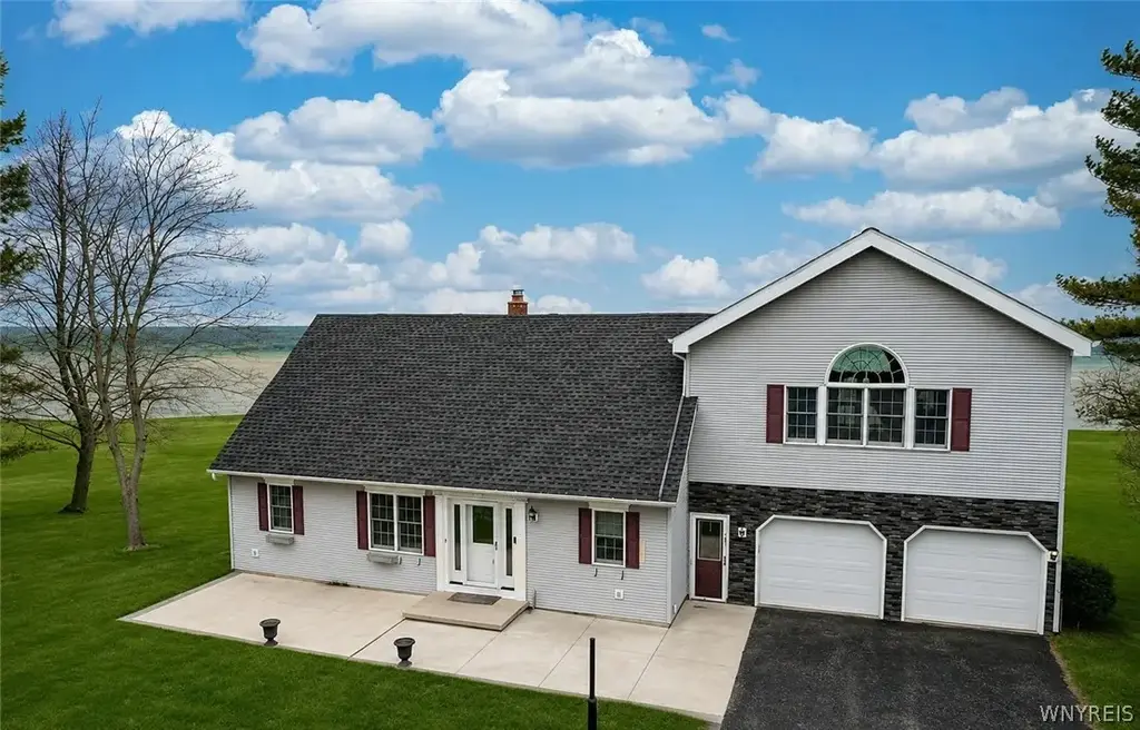 2765 W Lake Road, Wilson