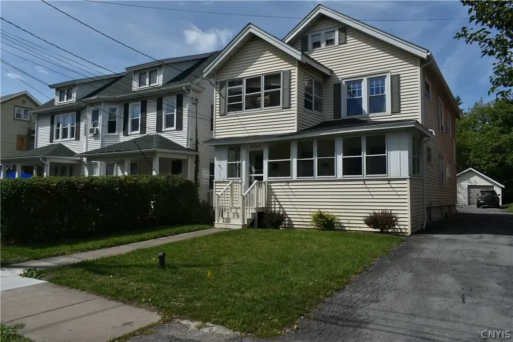 614 Ulster Street, Syracuse