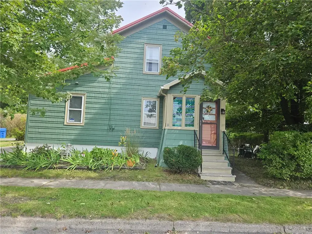 111 Merrick Avenue, Manchester