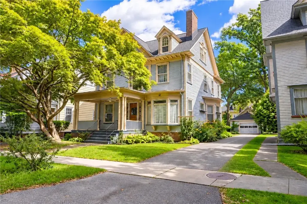 84 Dartmouth Street, Rochester