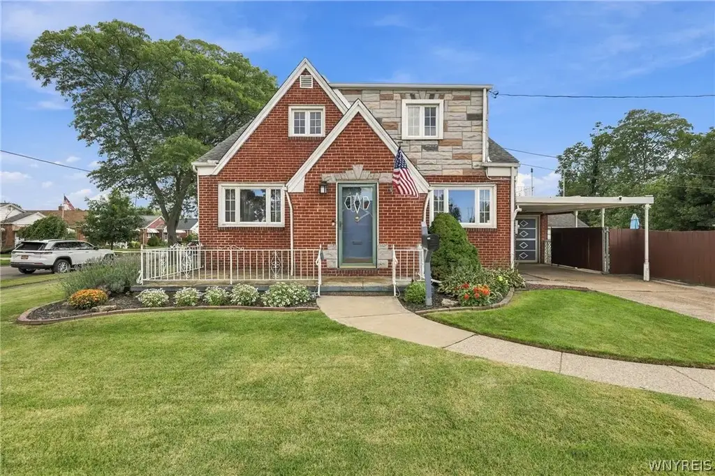 192 Eastland Parkway, Cheektowaga