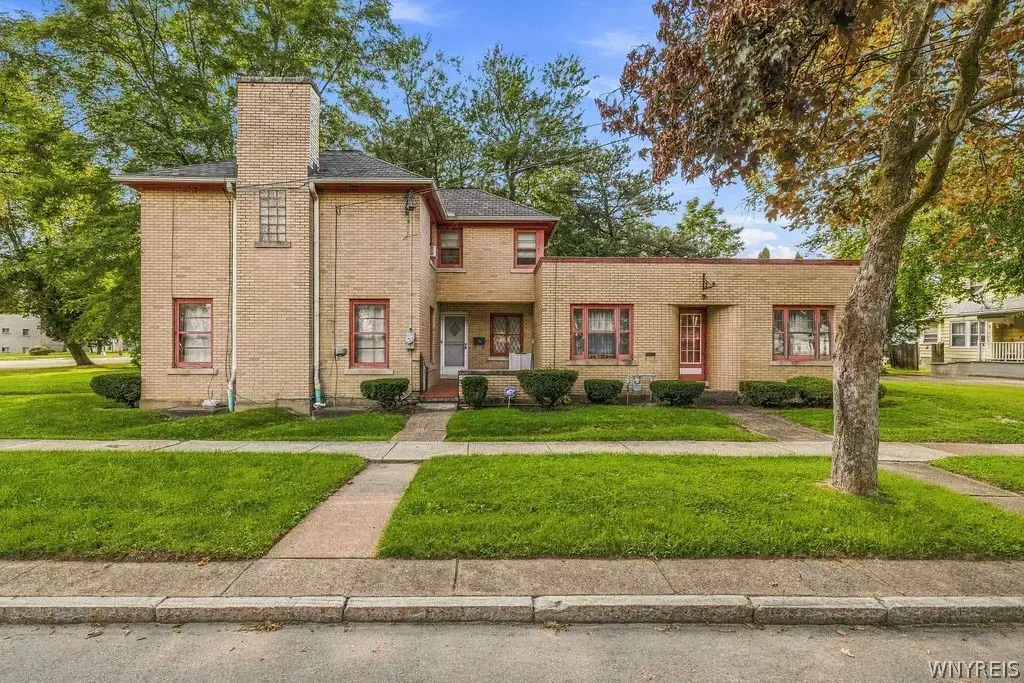 8254 Buffalo Avenue, Niagara Falls