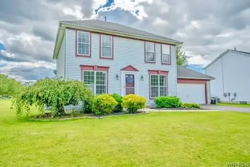 9 Butler Drive, Lancaster