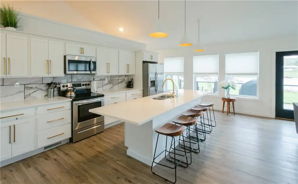 3050 Dixon Road, Orange