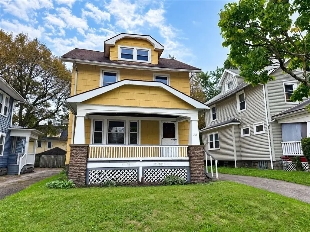 707 Parsells Avenue, Rochester