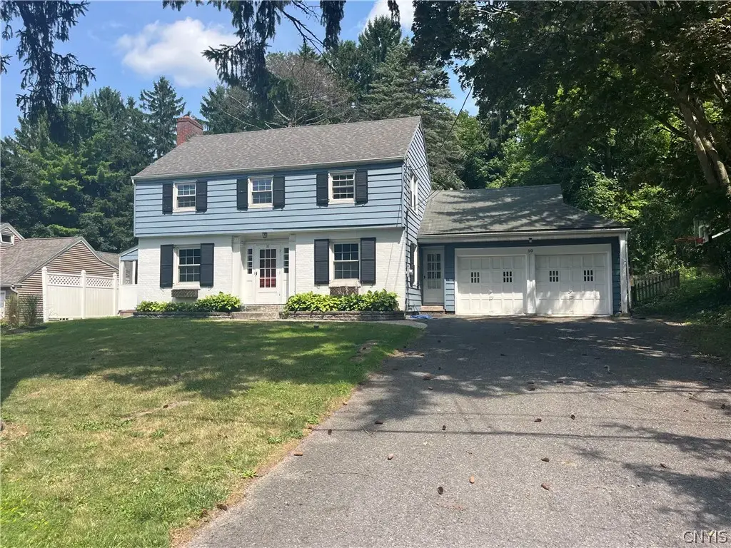 10 Ely Drive, DeWitt