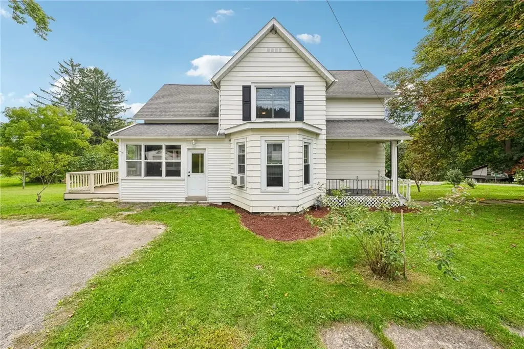 1033 W Buffalo Street, Warsaw