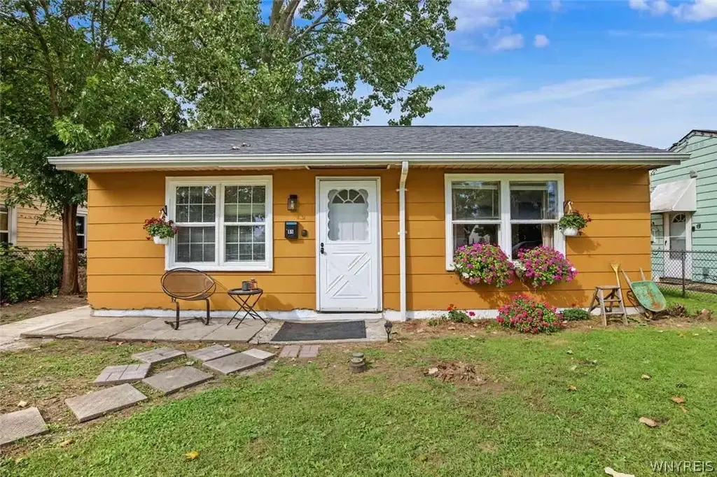 81 A Street, Niagara Falls