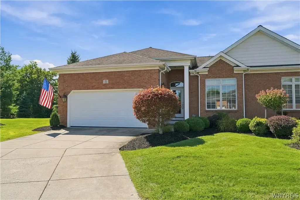 28 Saint Charles Court, Amherst
