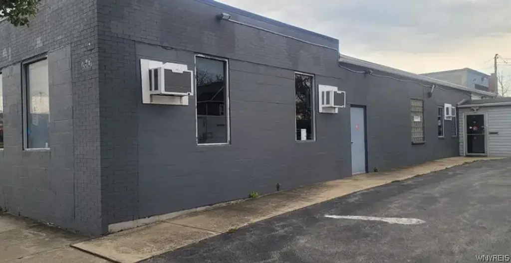 2601 Pine Avenue, Niagara Falls