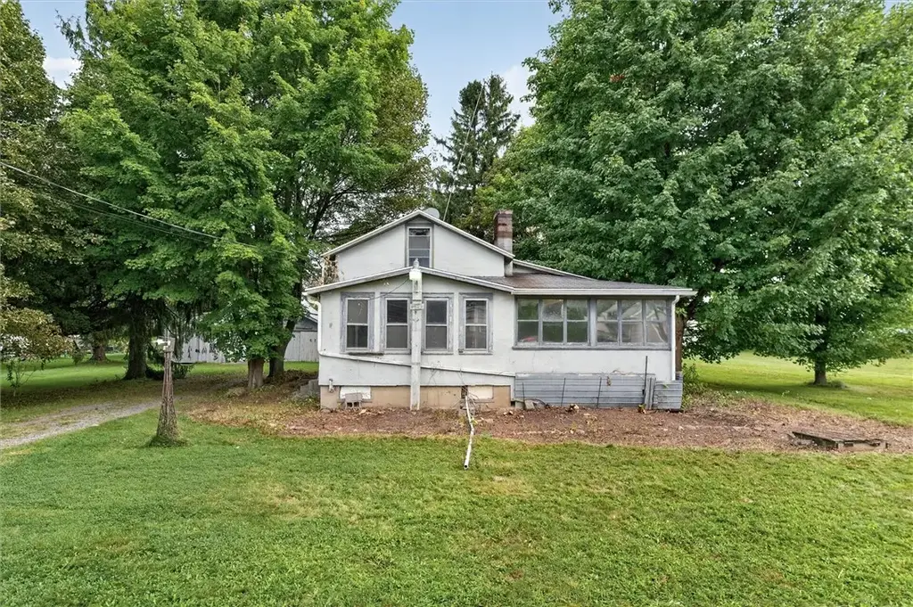 5743 E Avon Lima Road, Avon