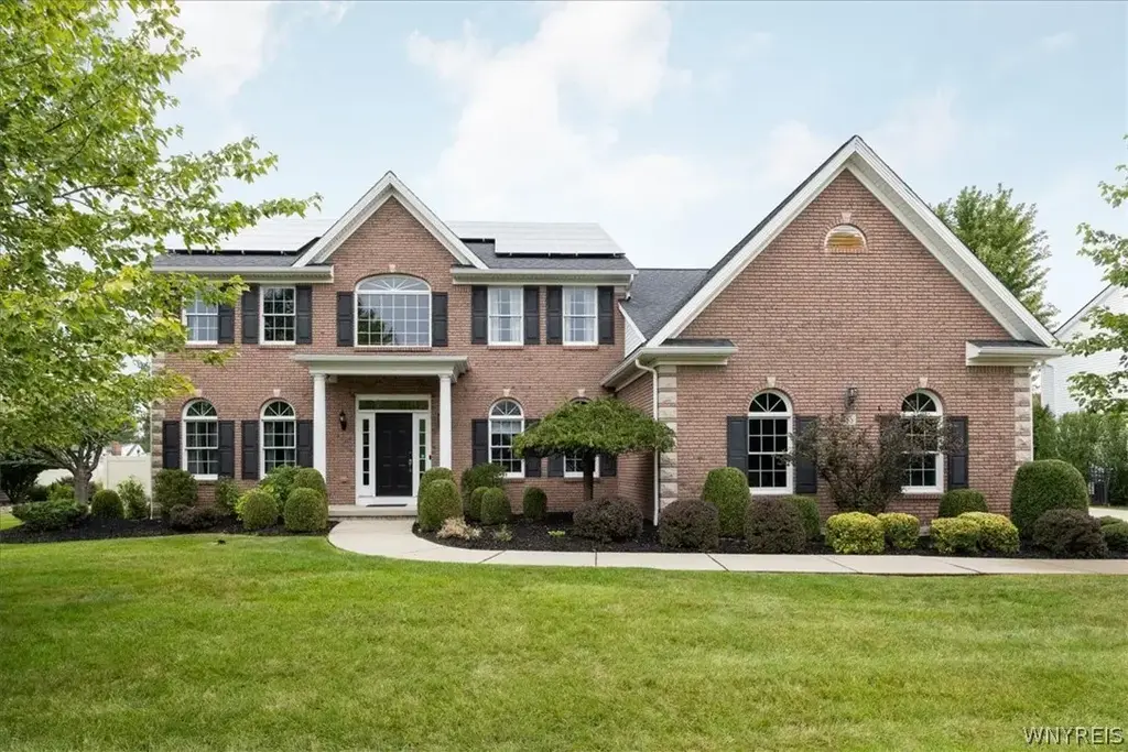 115 Via Foresta Lane, Amherst