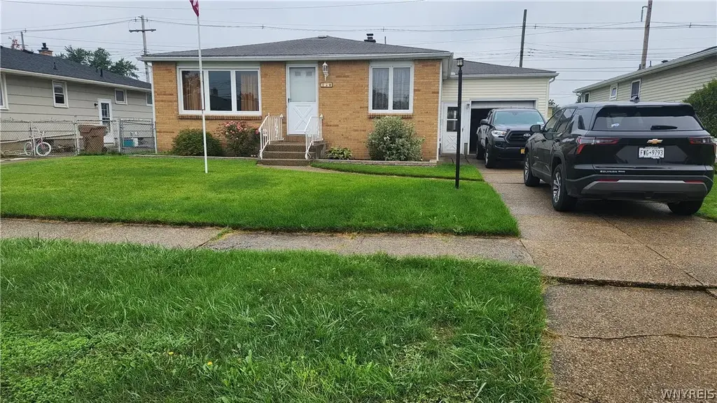 150 Lou Ann Drive, Cheektowaga