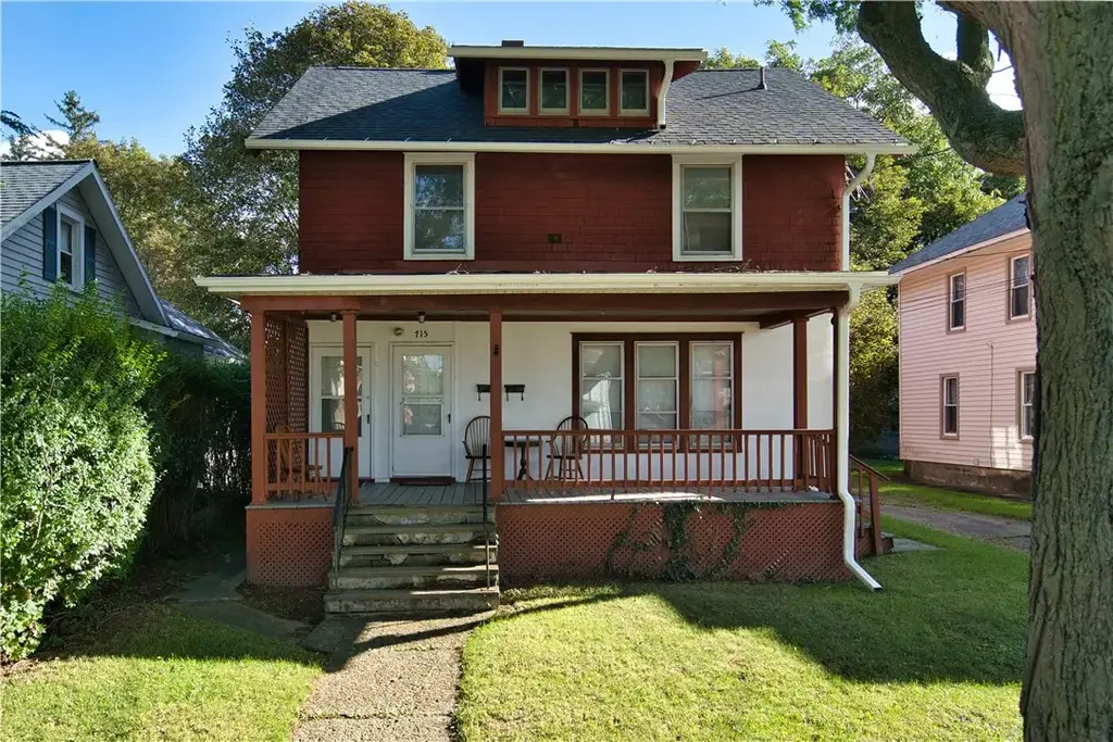 715 Riverside Avenue, Elmira City