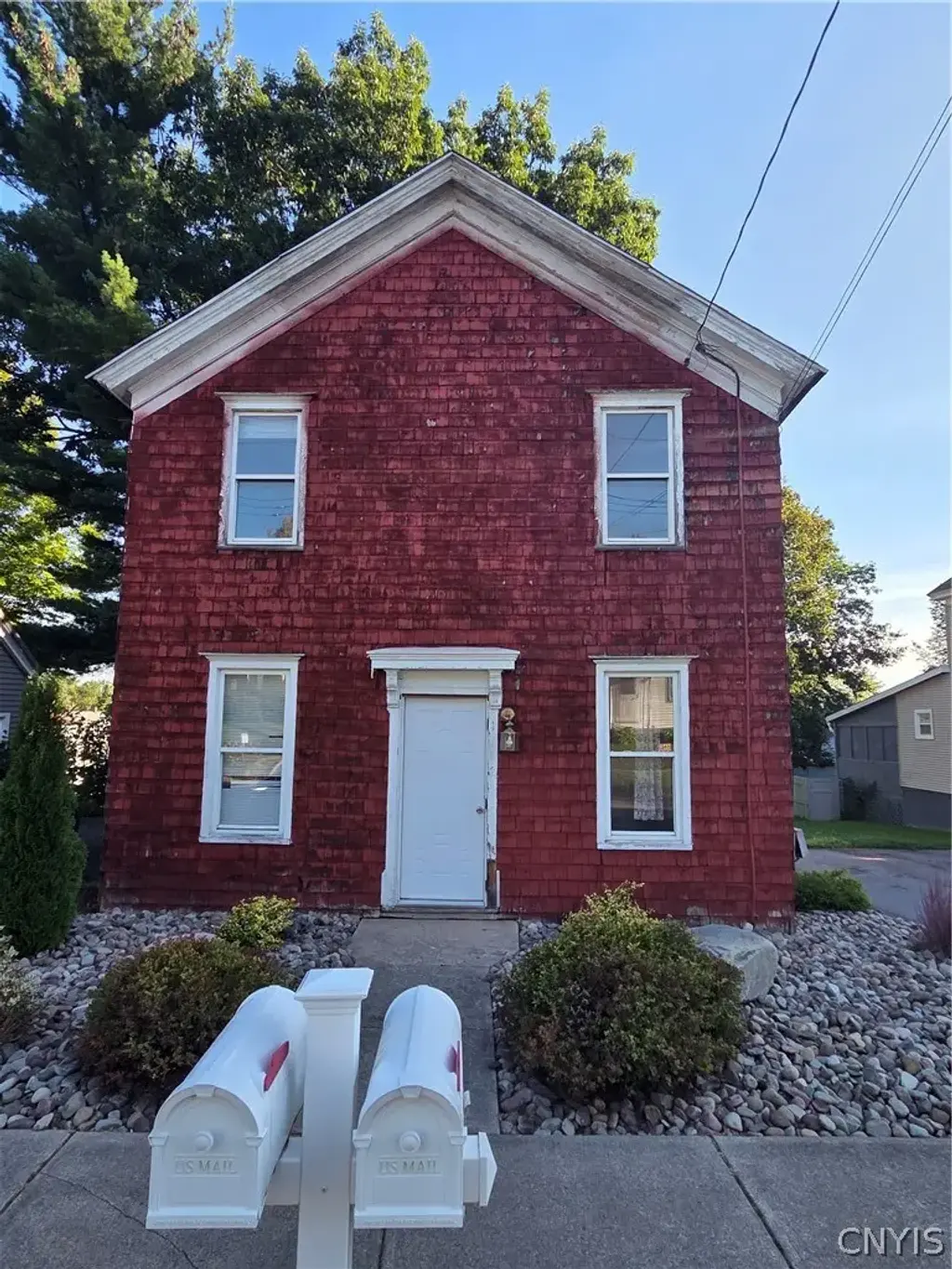 1112 Utica Street, Whitestown