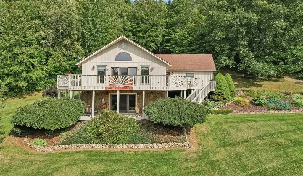 6861 Pucker Street, Conesus